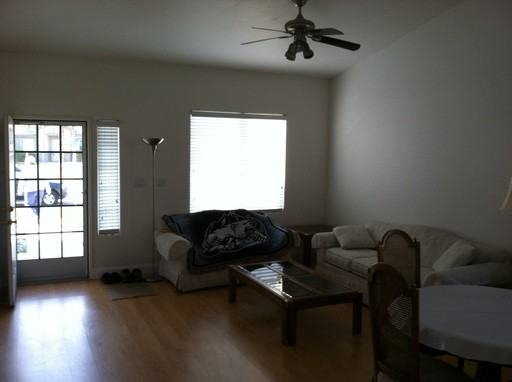 4326 Fairmount Park Dr - Photo 2 of 12