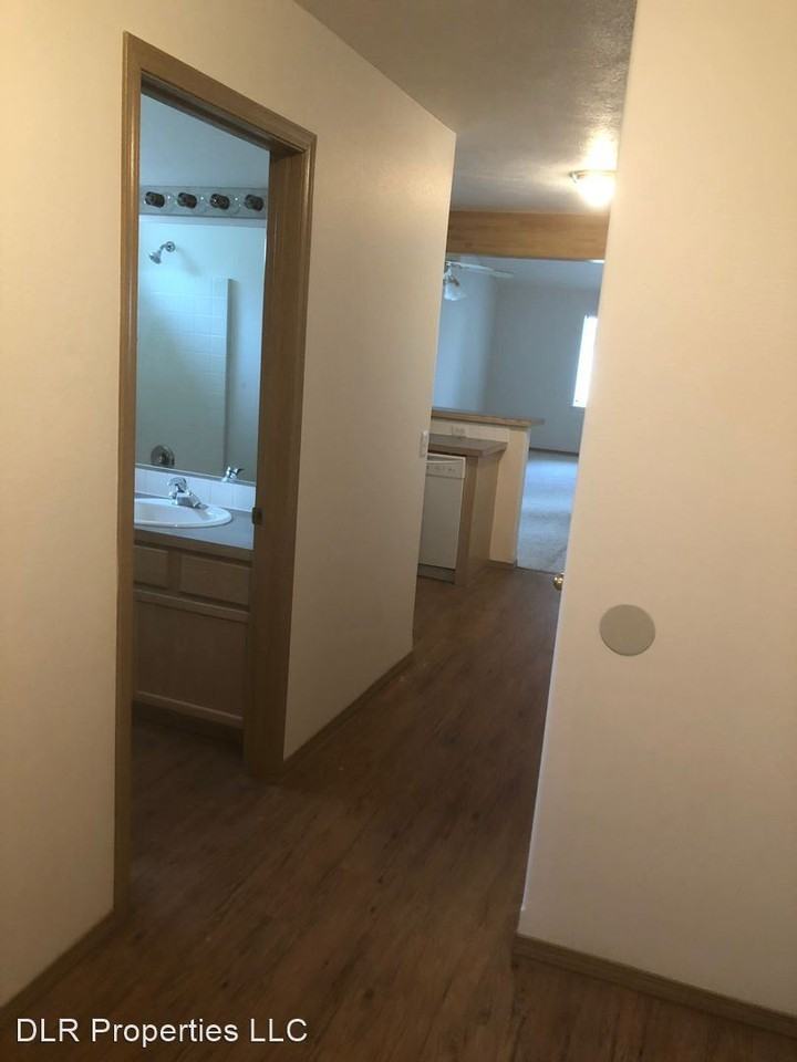 1107 & 1109 N. 12th St - Photo 2 of 18