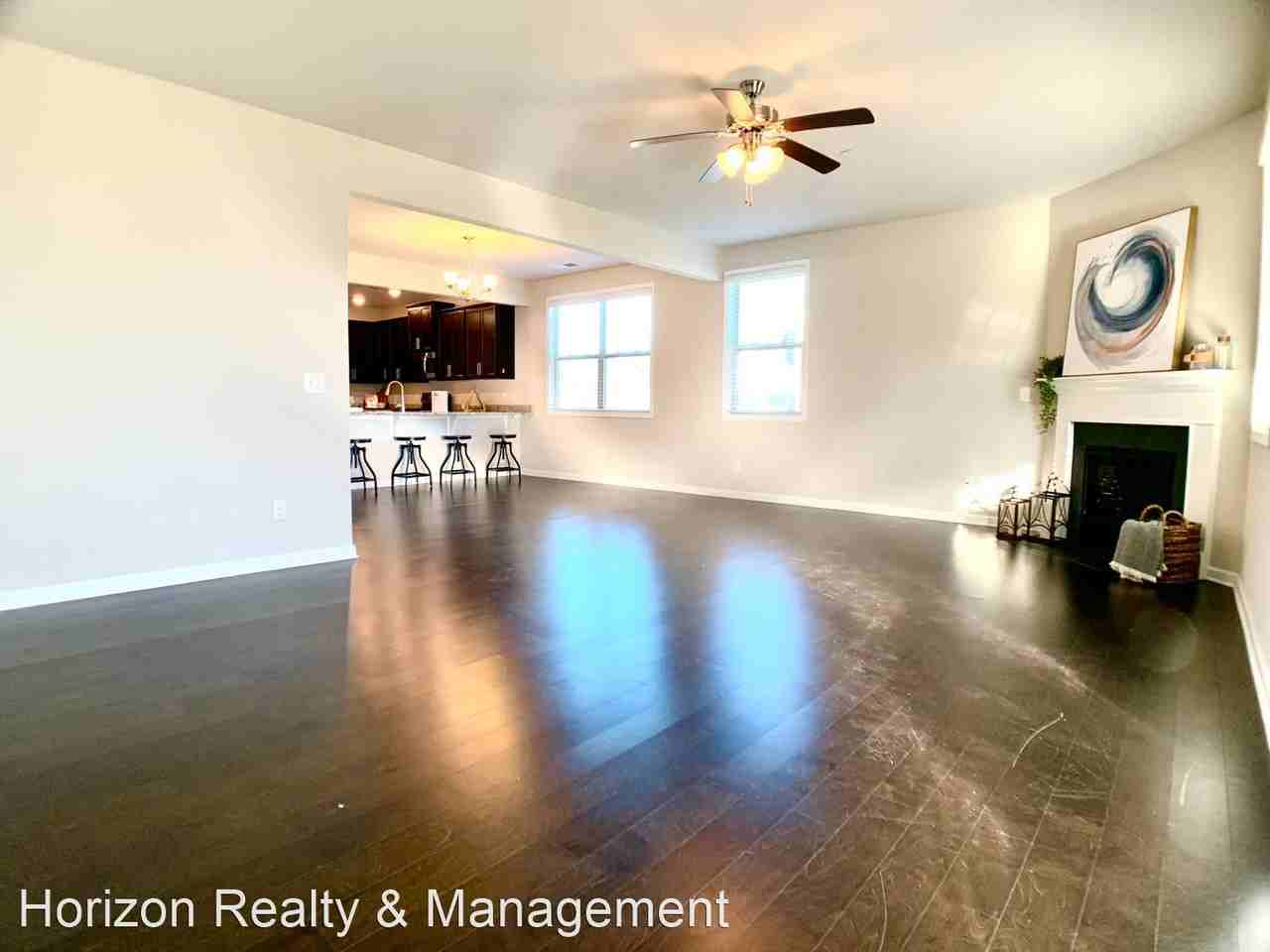 100 Majestic Ln - Photo 2 of 50