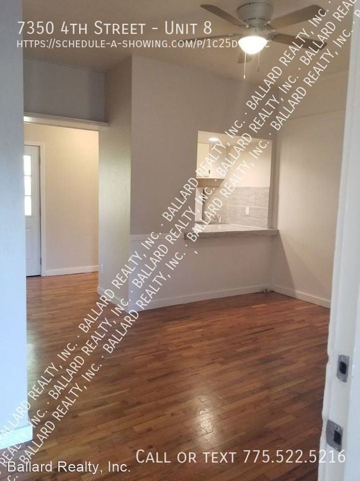 Adorable studio near the Truckee River - Photo 2 of 14