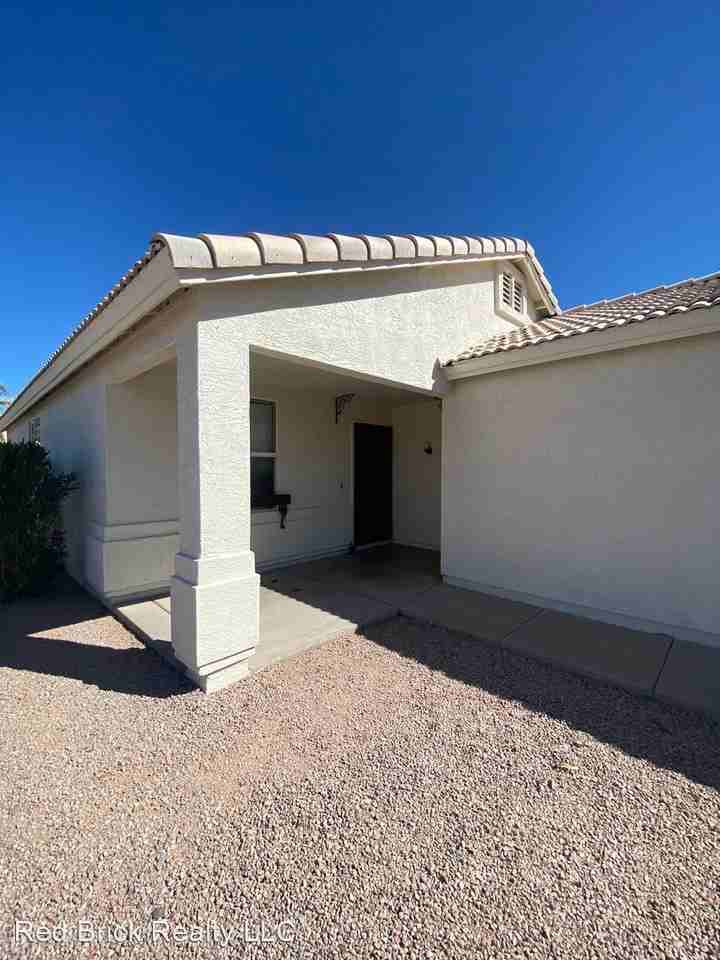 1892 W Renaissance Ave - Photo 2 of 20