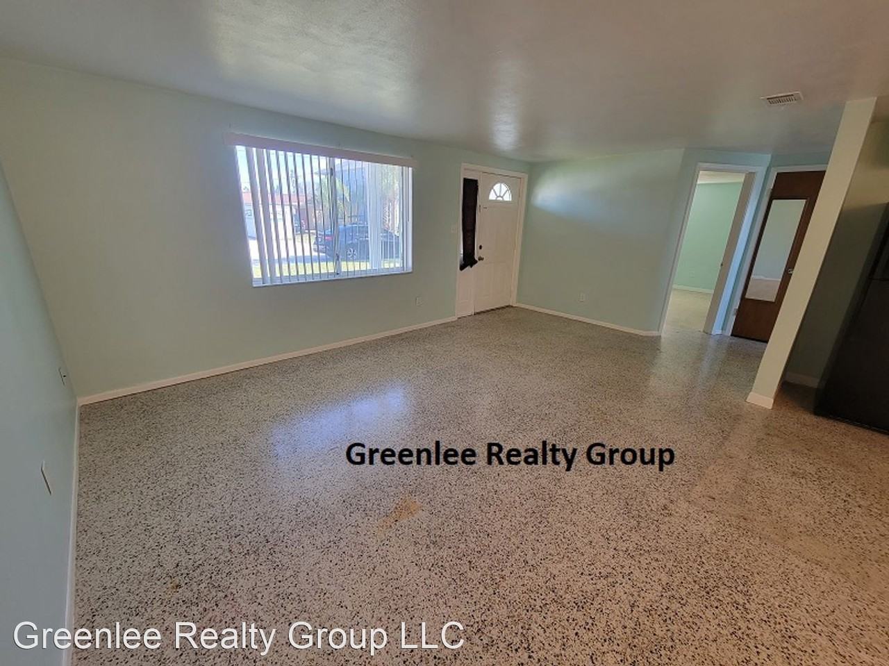 13637 Maria Dr - Photo 2 of 19