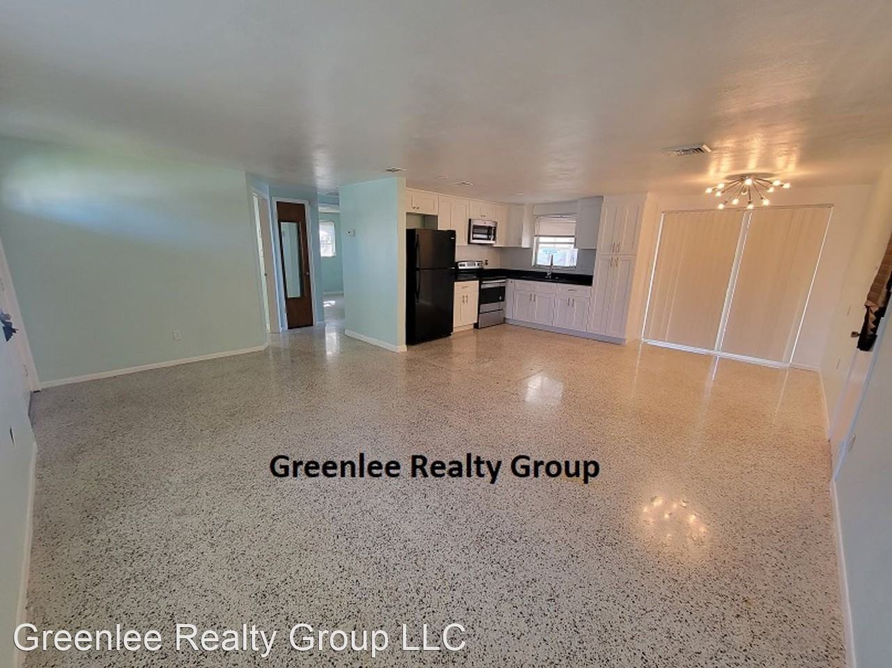 13637 Maria Dr - Photo 3 of 19