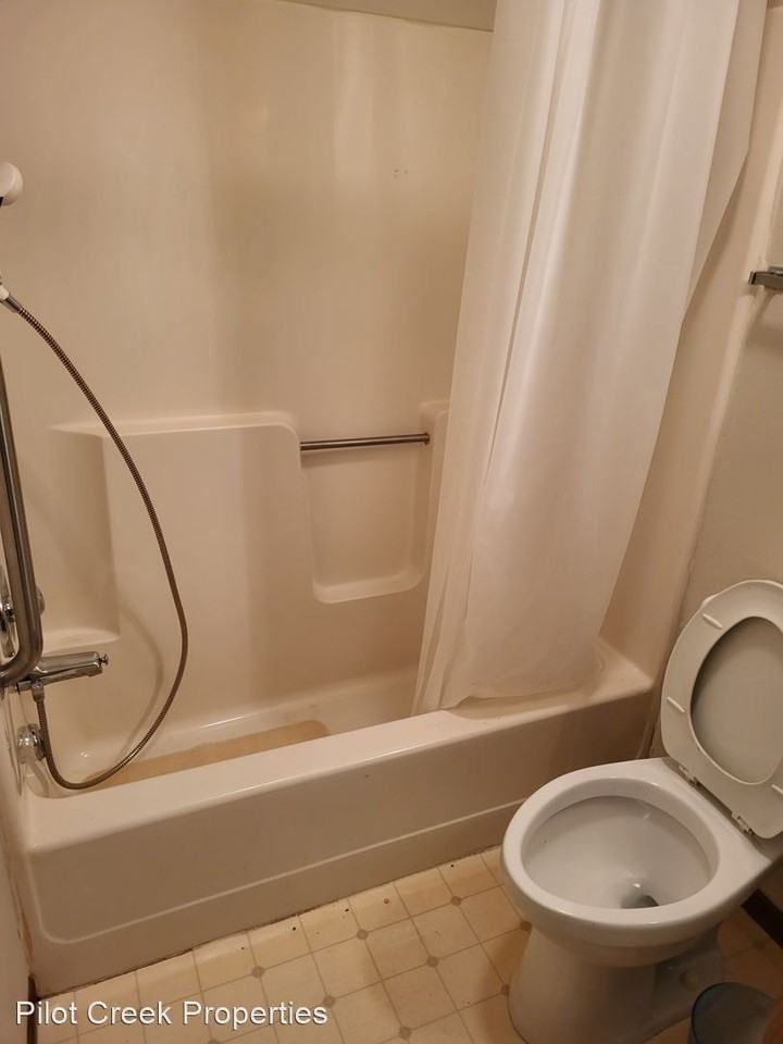 355 E Eldora Road - Photo 2 of 4