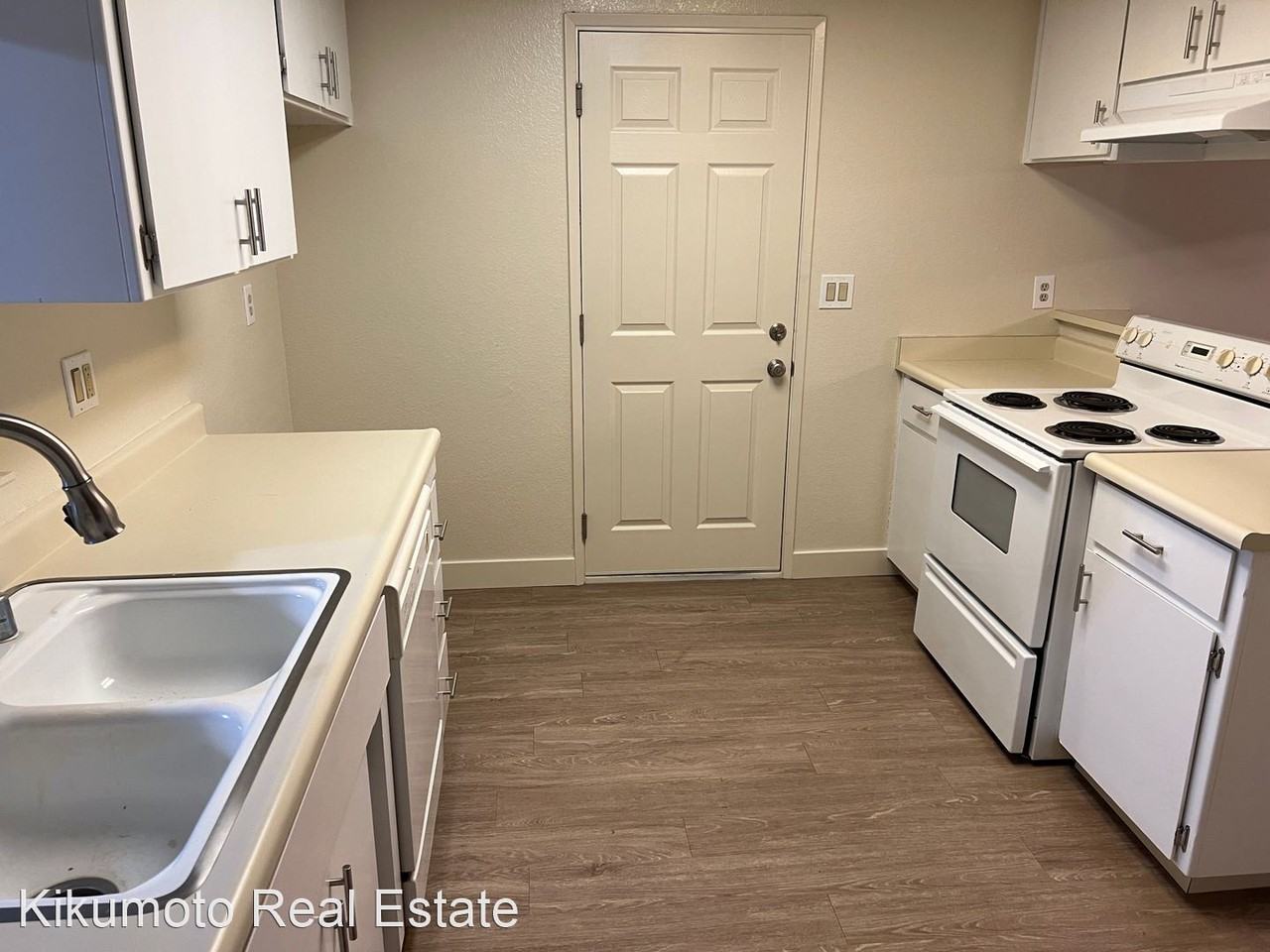 7356 Flowerwood Way - Photo 3 of 19