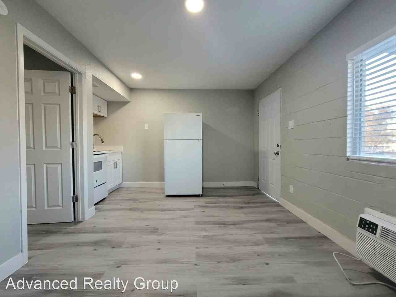 110 E Bonanza Road 114 E Bonanza Road - Photo 2 of 13