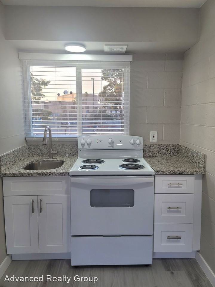 110 E Bonanza Road 114 E Bonanza Road - Photo 3 of 13