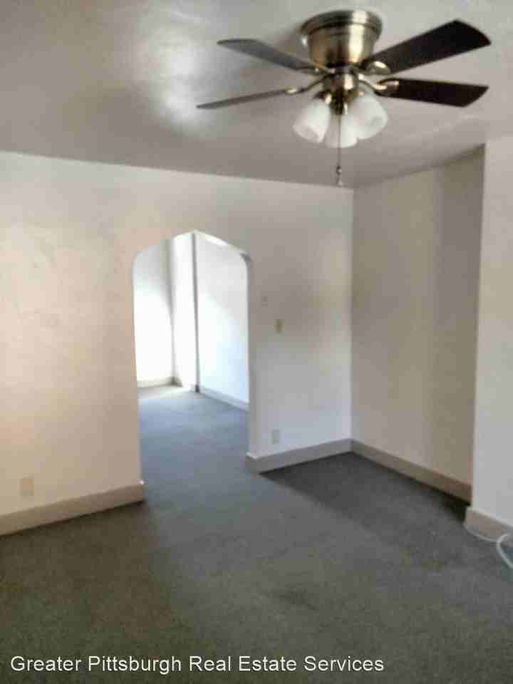 9-11 Jones St. - Photo 3 of 13