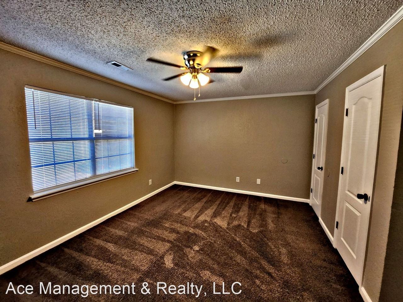 2402 - 2422 Gaslight Pl SW - Photo 2 of 10