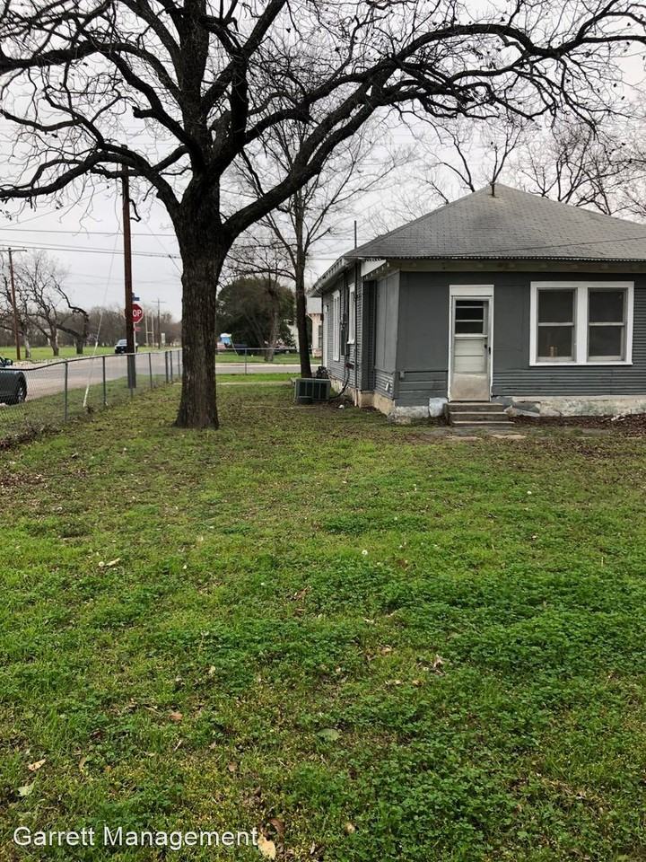 102 S Western Ave - Photo 3 of 14