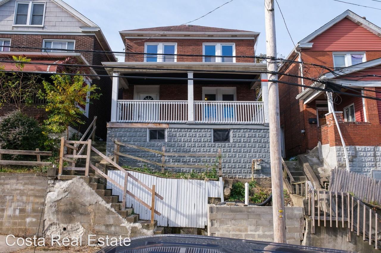 724 Catharine St - Photo 2 of 24