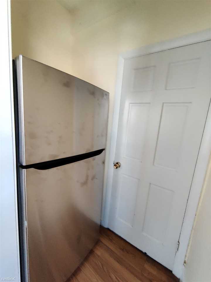 25 Gibbs St - Photo 2 of 2