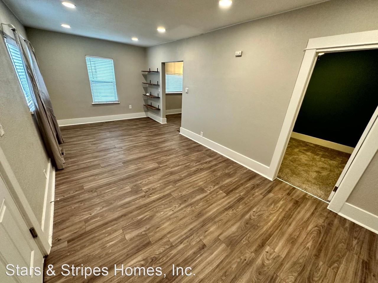 440 Washington Ave - Photo 2 of 16