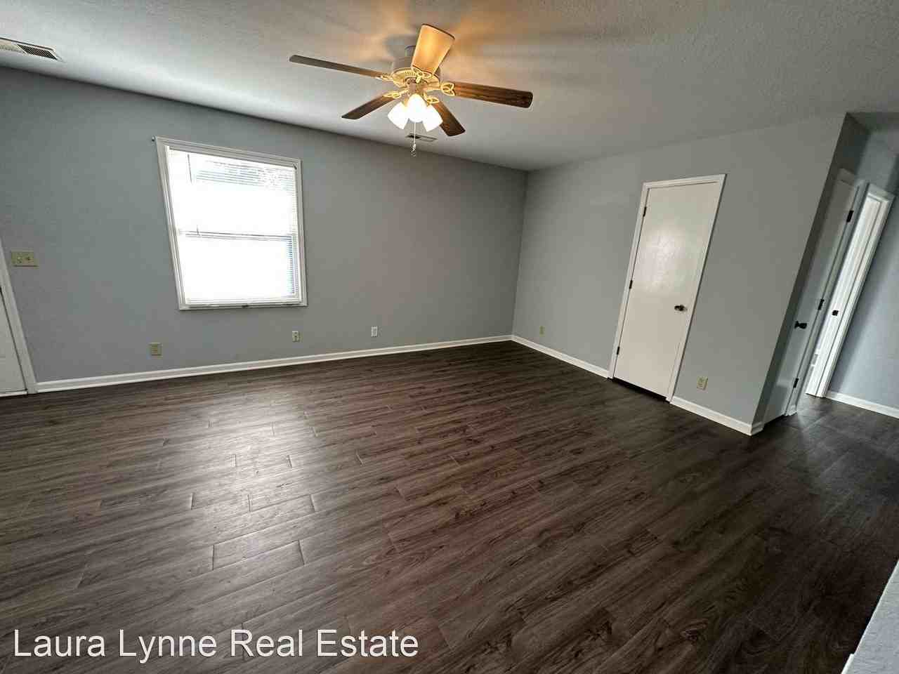 524 Adams St - Photo 2 of 18