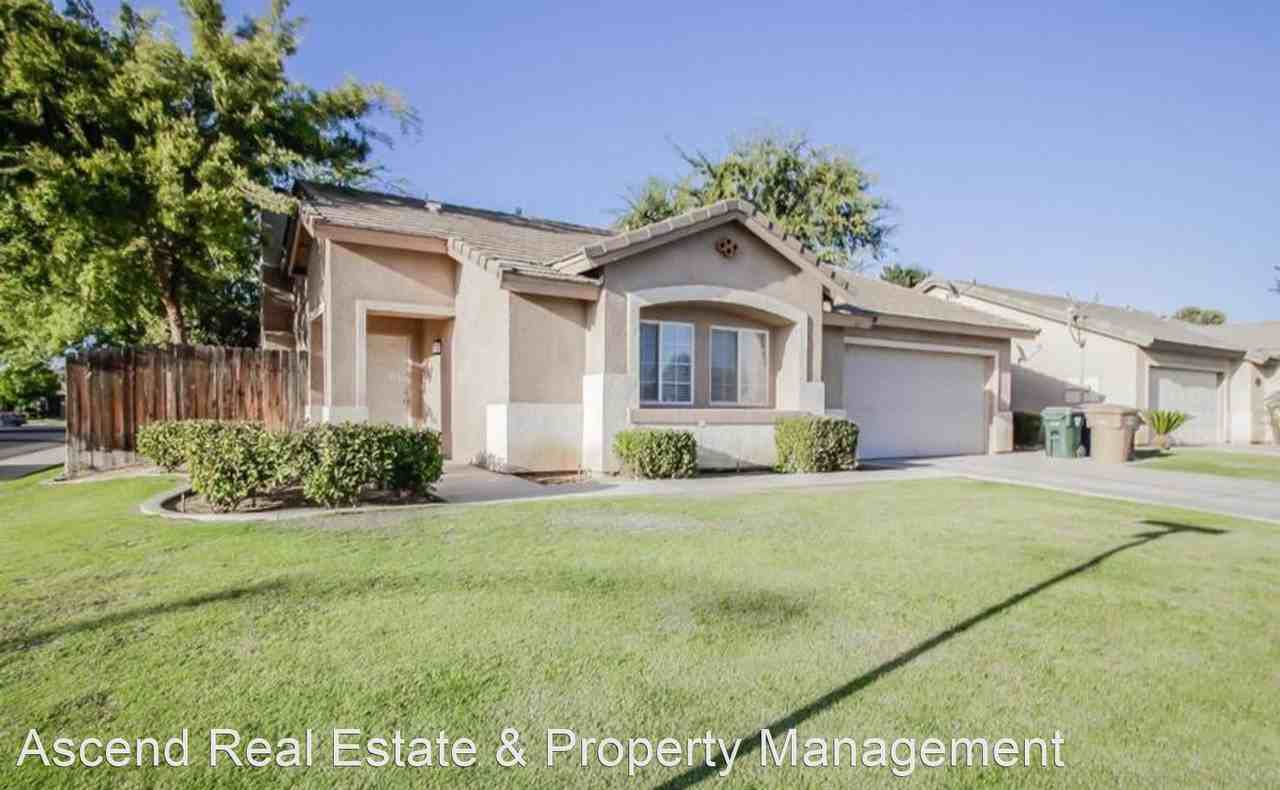 11910 Cedar Bluff Ave - Photo 2 of 10