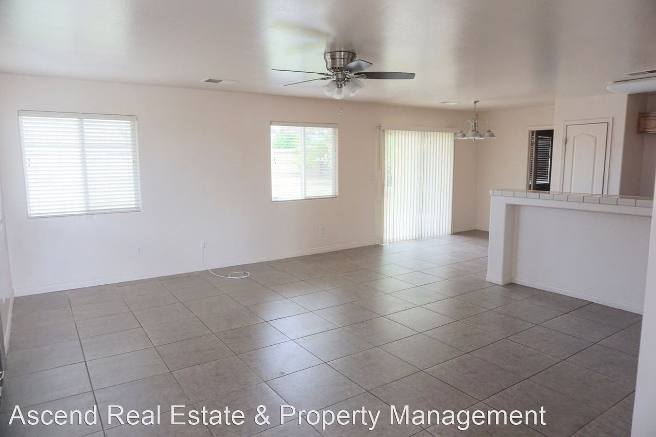 11910 Cedar Bluff Ave - Photo 3 of 10