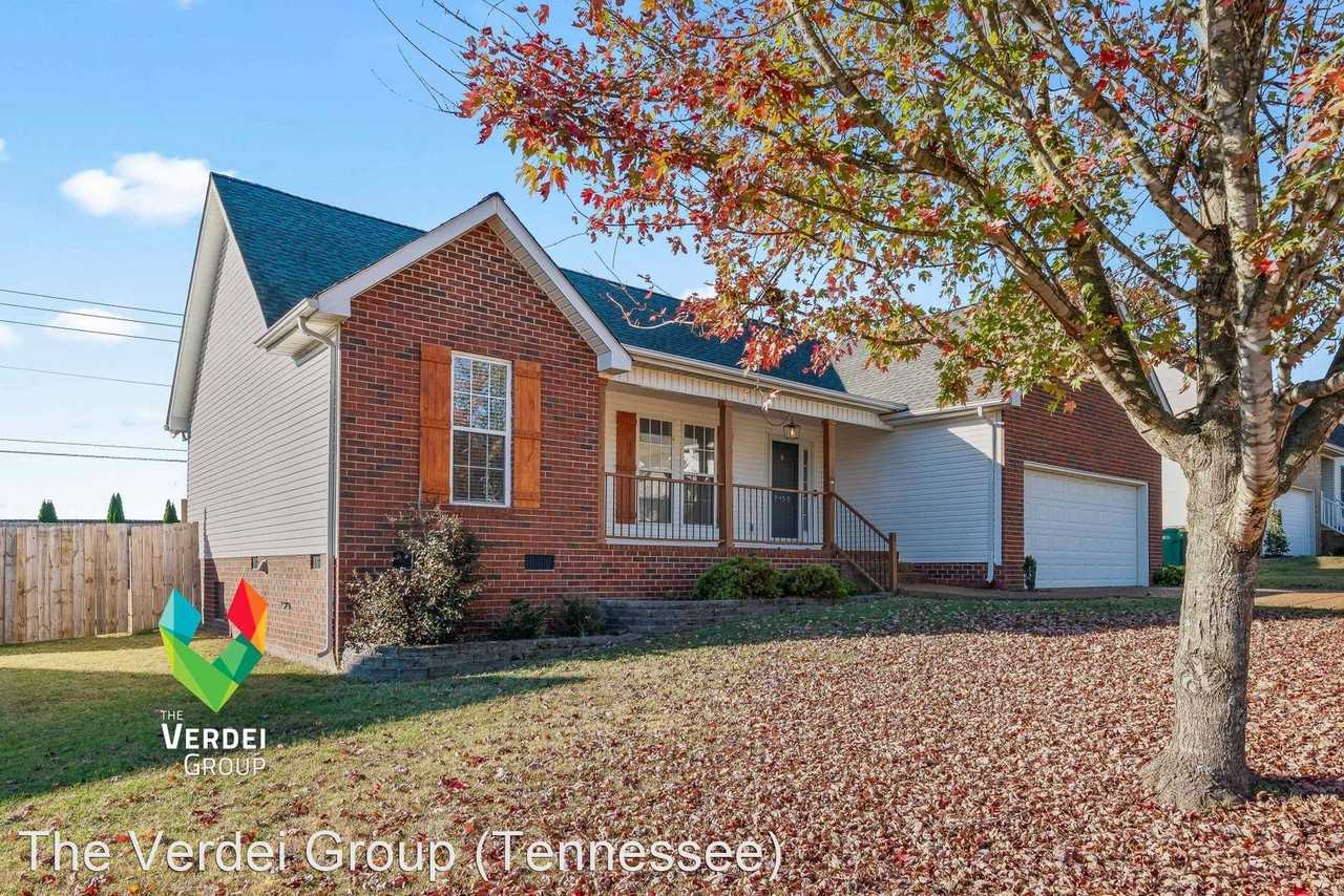 2955 Hearthside Dr - Photo 3 of 32