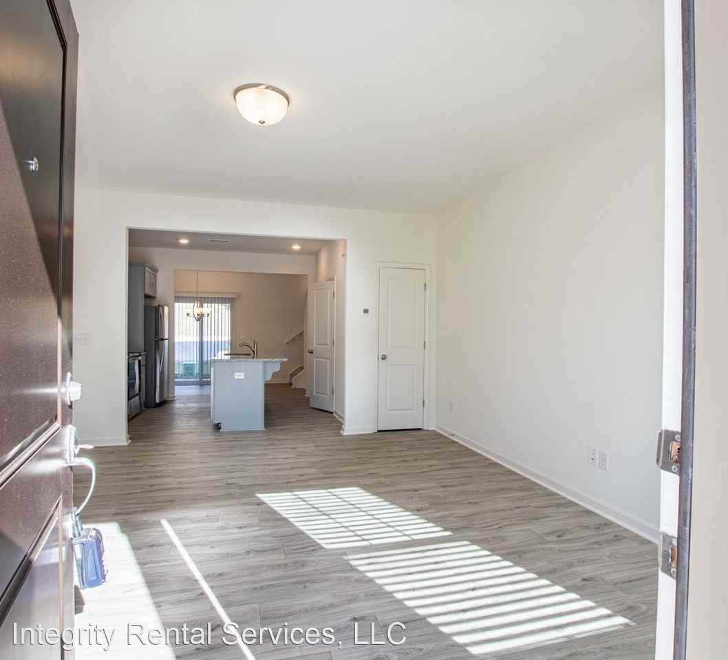 3931 Wagon Way - Photo 2 of 21