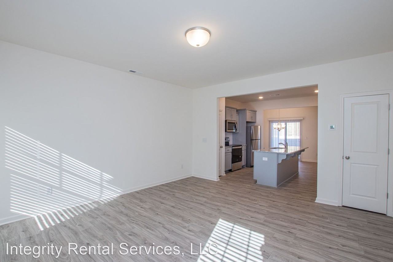 3931 Wagon Way - Photo 3 of 21