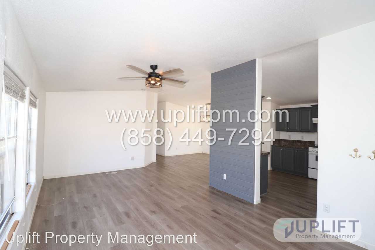 1002 Jakirk Ln - Photo 3 of 14