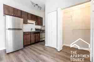 featured image of 1627 N Humboldt Blvd #4H