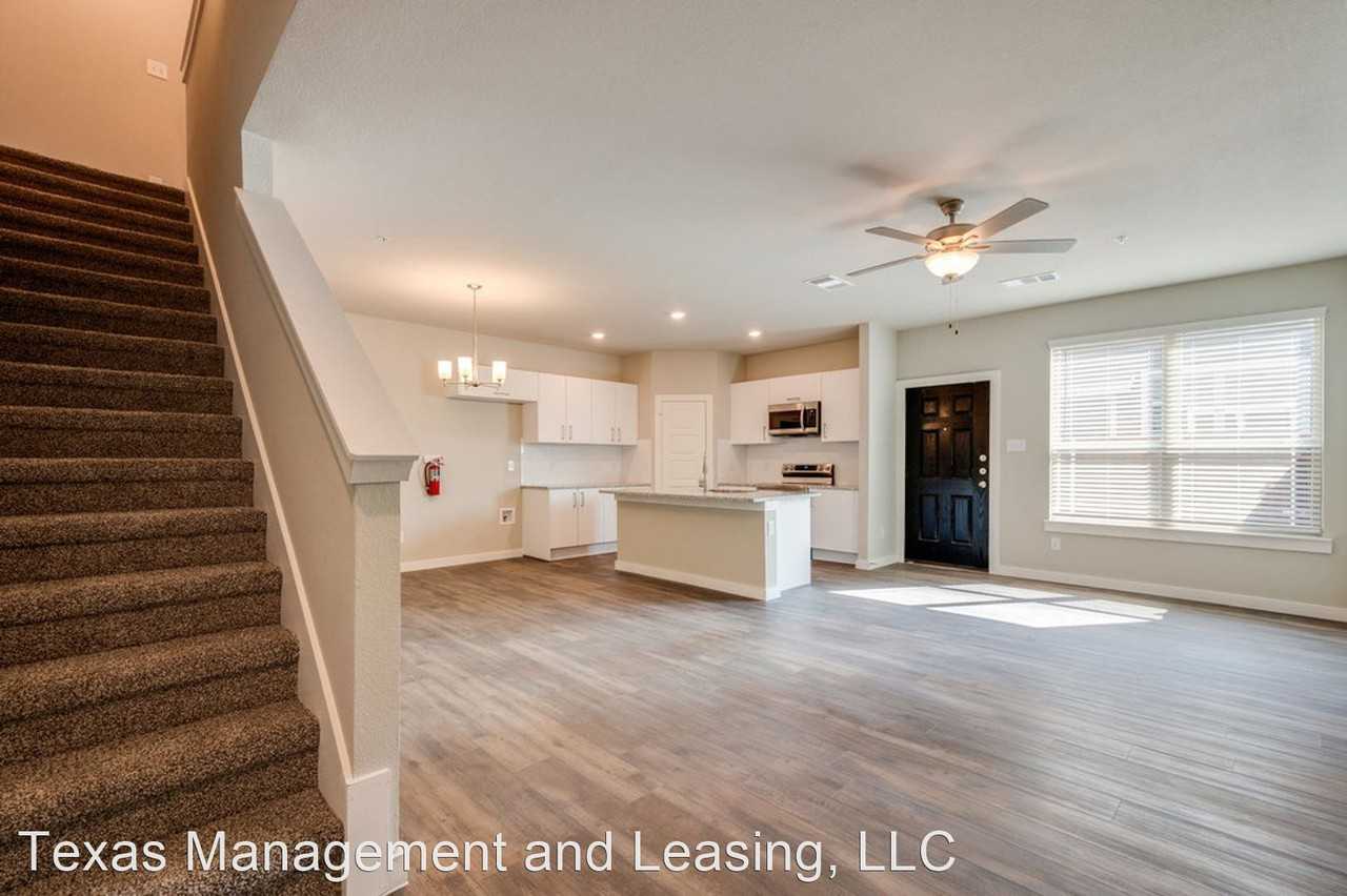 737 Wheatfield Dr - Photo 3 of 13