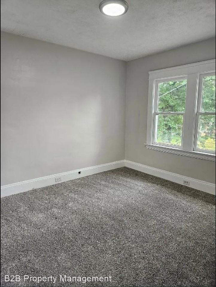 18105 Olympia Rd - Photo 2 of 23