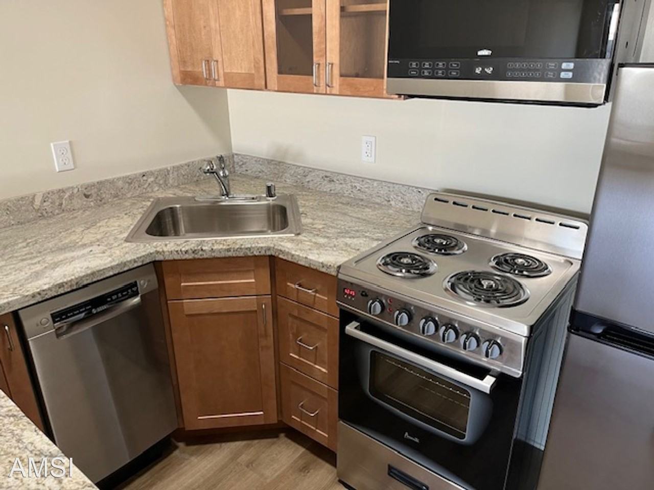 101 Broderick St #306