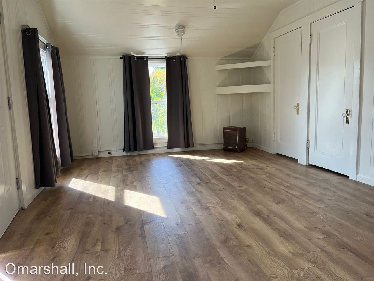 1112 Rhinette Ave - Photo 2 of 8