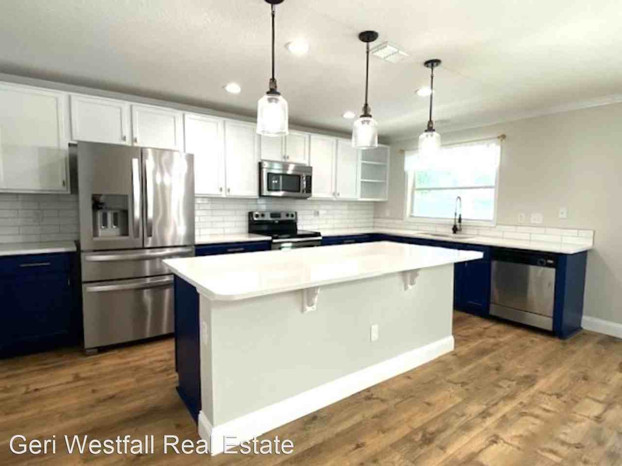 48 Pergola Pl - Photo 3 of 30