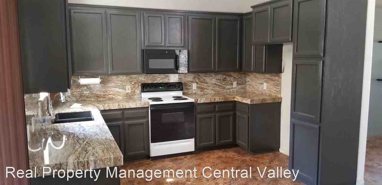 12736 Quicksilver St - Photo 2 of 13