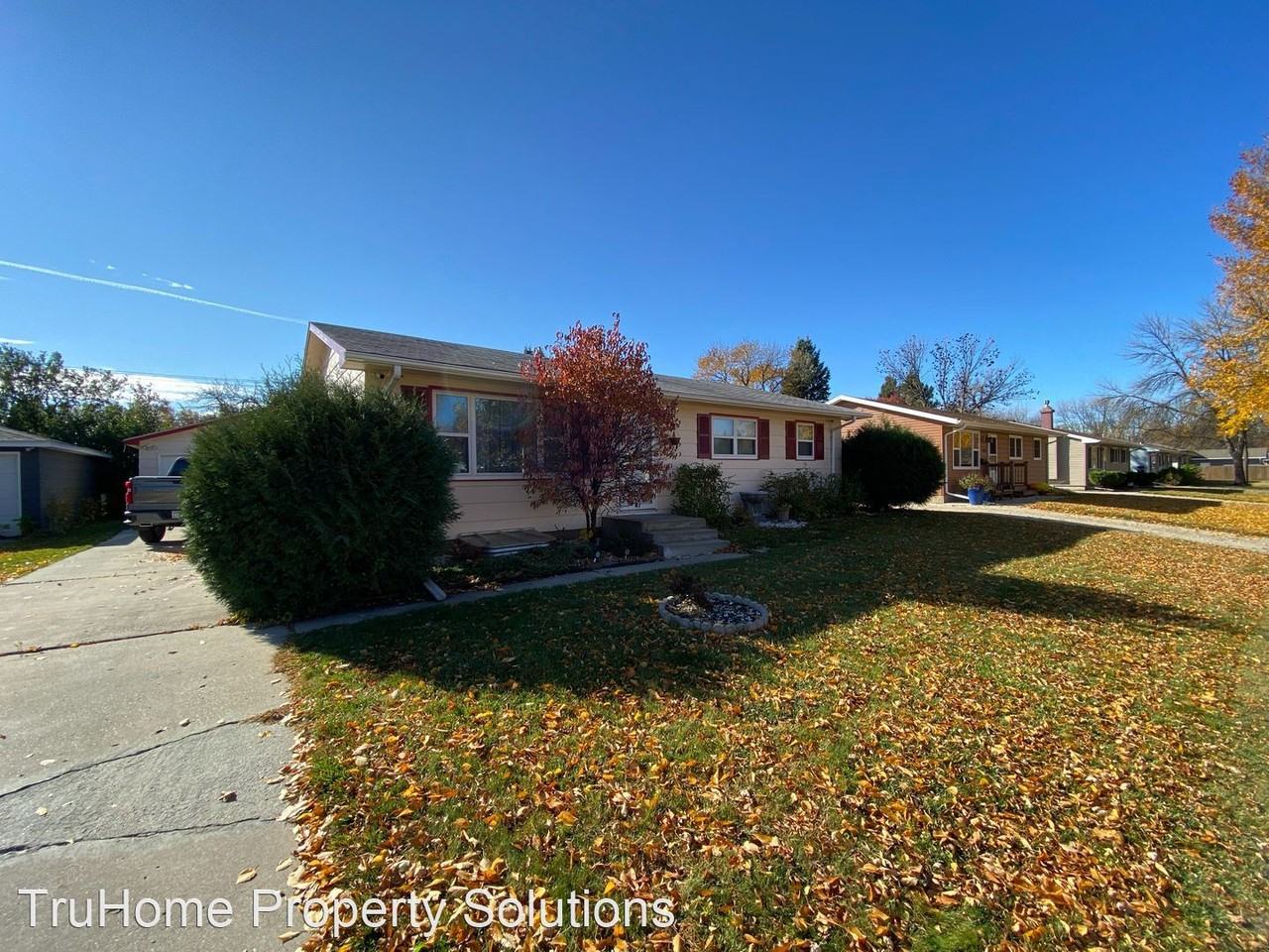 1911 21st Ave S - Photo 2 of 35