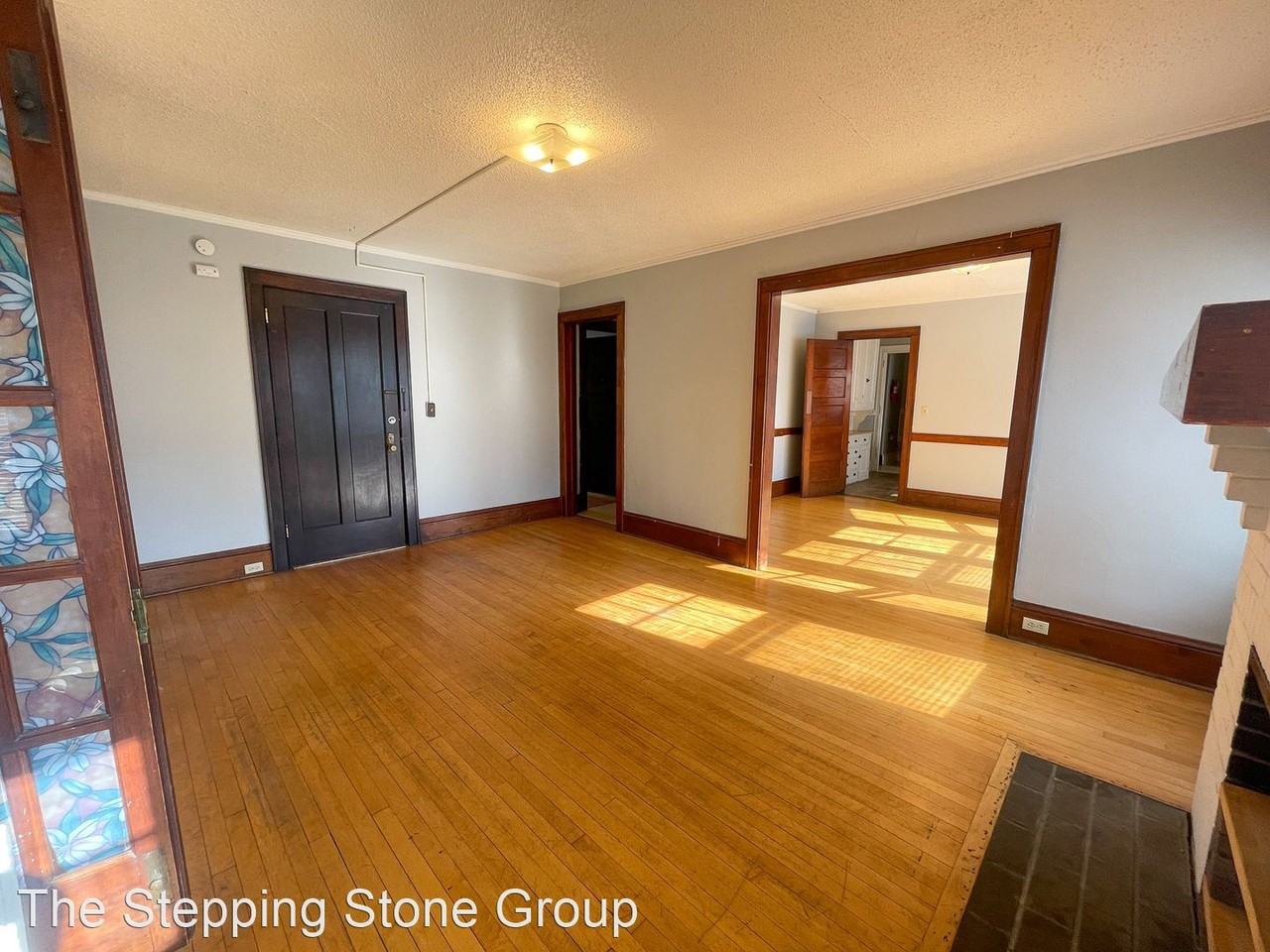 509 6th Street SE - Photo 2 of 22