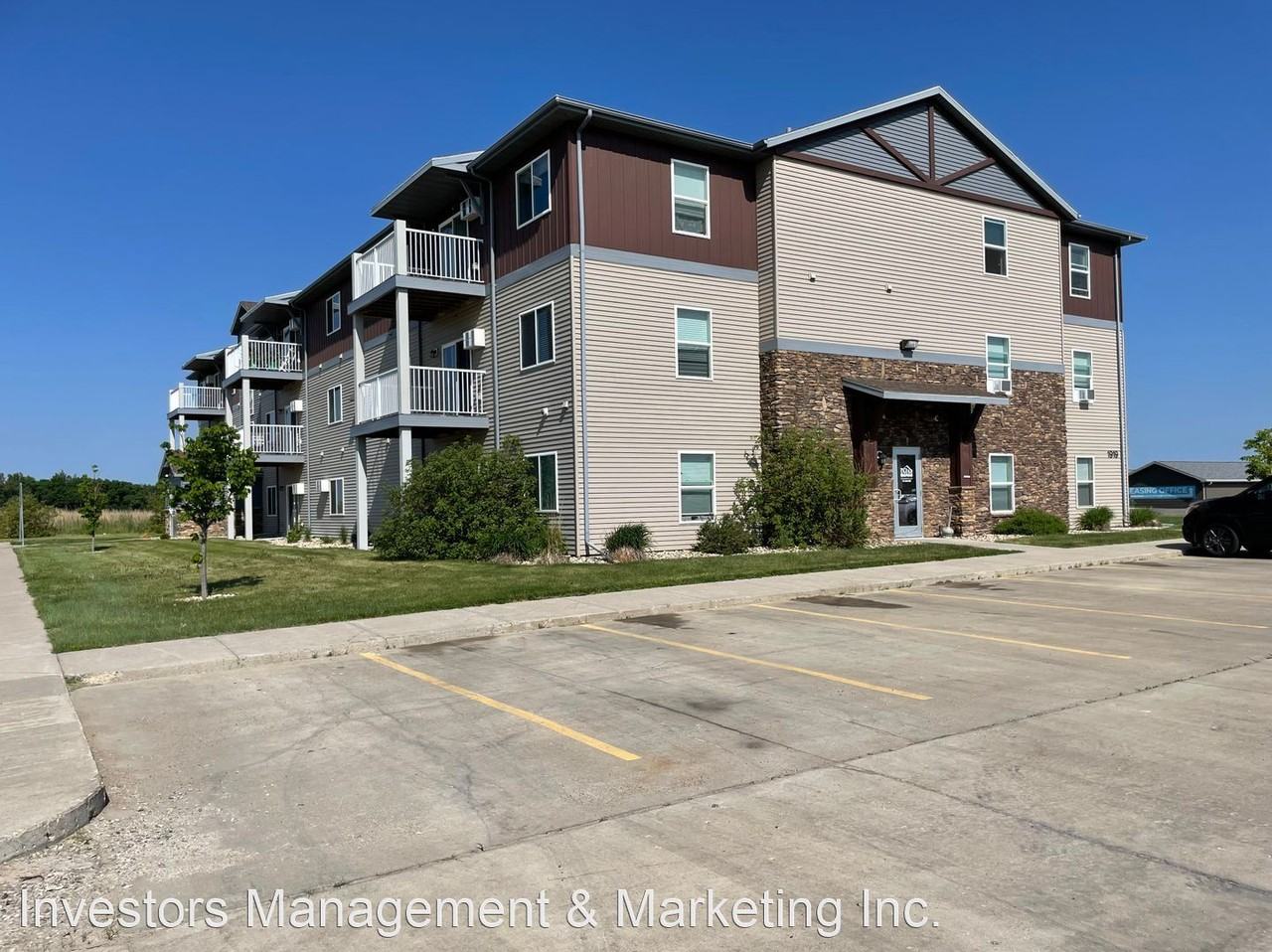 Gateway Apartments - Photo 2 of 30