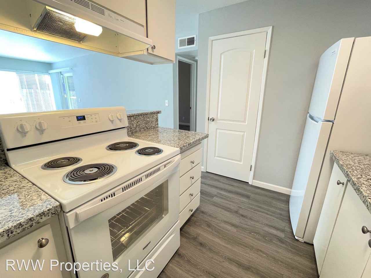 2808-2810 T Street - Photo 2 of 14