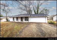 143 Oaklawn Dr - Photo 1 of 1