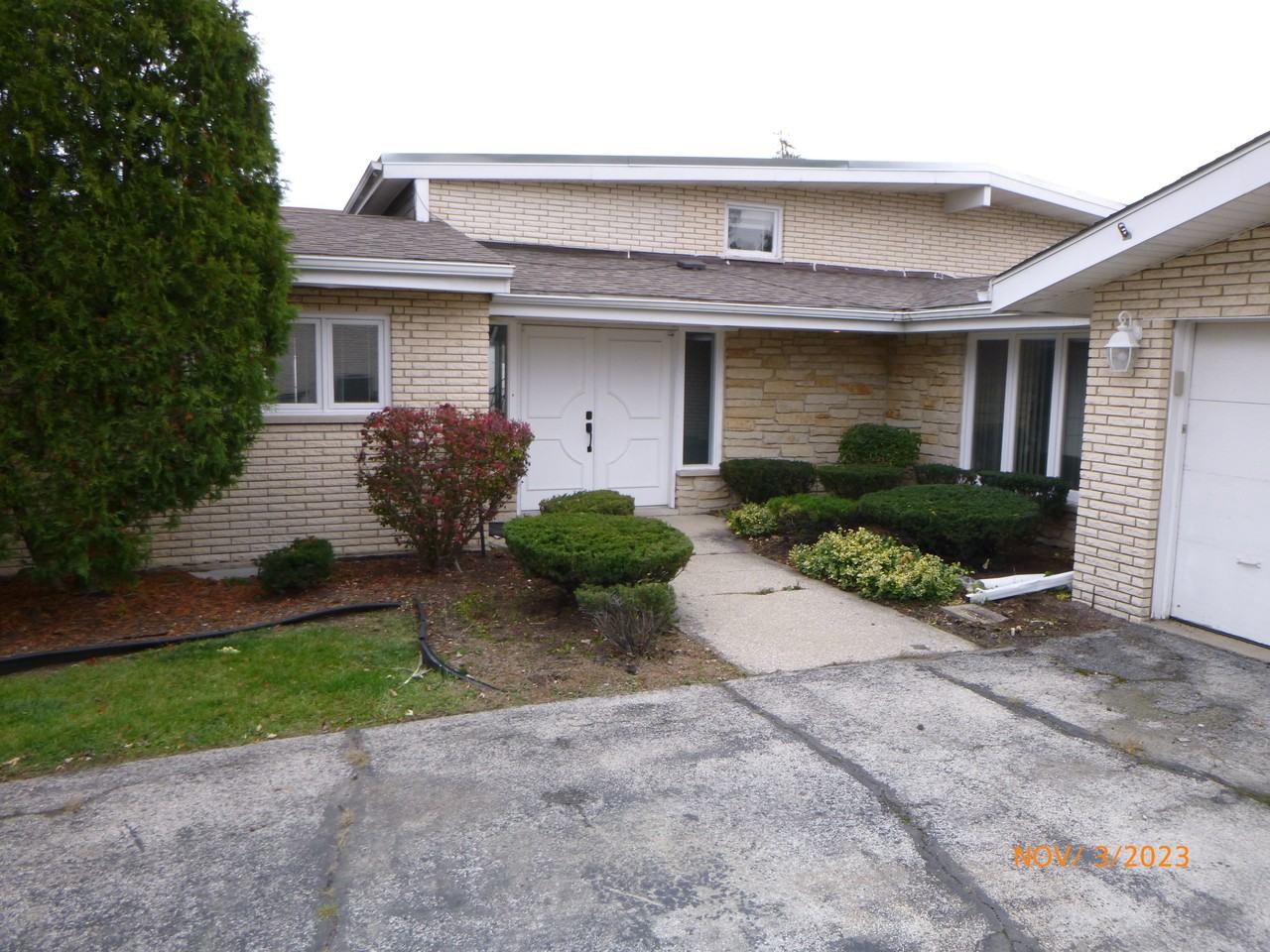 11013 Terrace Ln - Photo 2 of 16
