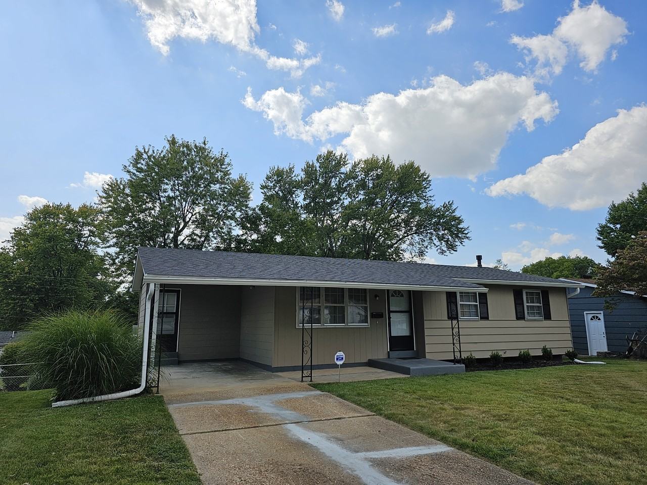 1620 Tahoe Dr - Photo 2 of 23