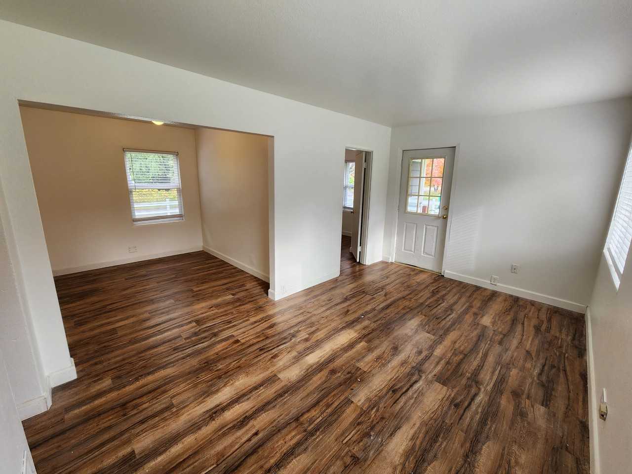 1925 Bethel St Ne - Photo 2 of 16