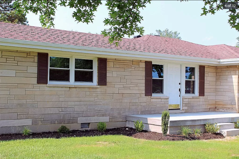 836 W Main St - Photo 2 of 30