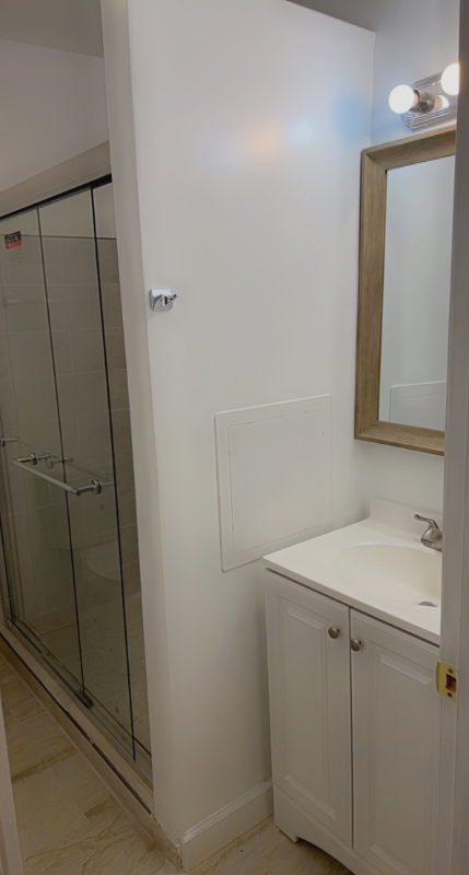 3926 W St Nw #3 - Photo 4 of 8