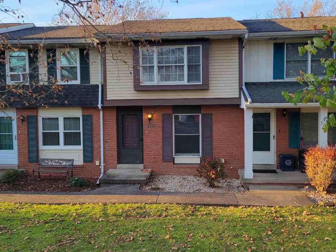 594 Peachview Ln #594 - Photo 2 of 18