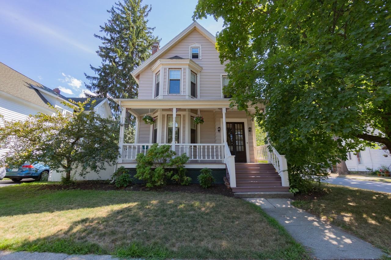 74 Pinewoods Ave #NA - Photo 2 of 12