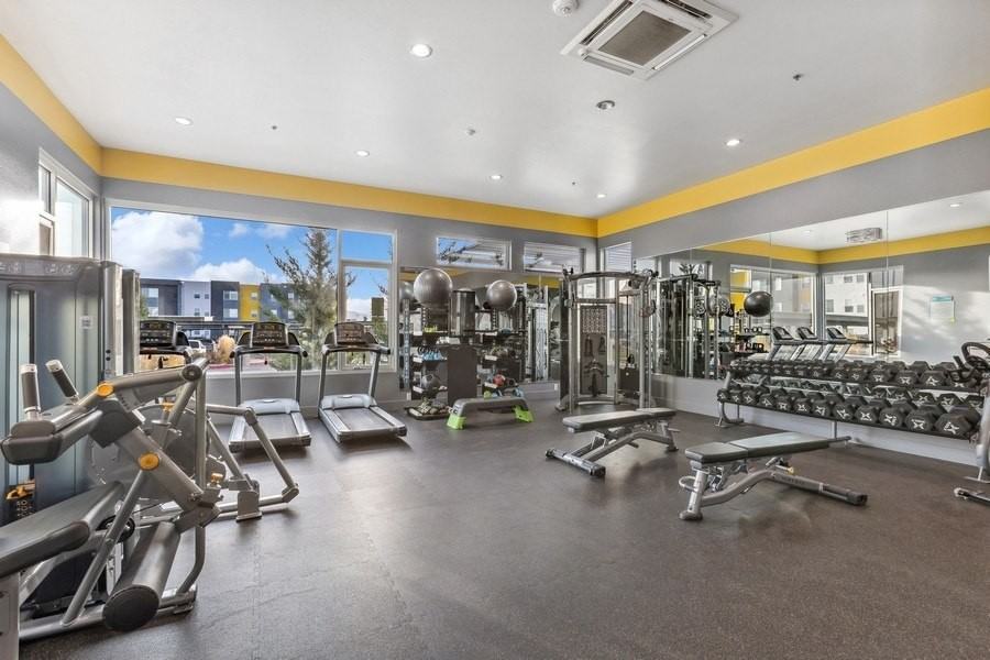 Parq Crossing Apartments - Photo 6 of 24