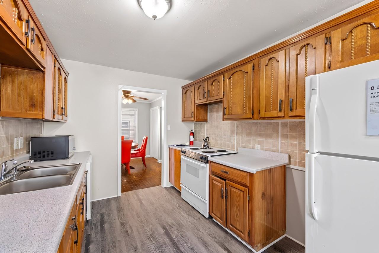 E Meyer Blvd - Photo 4 of 14