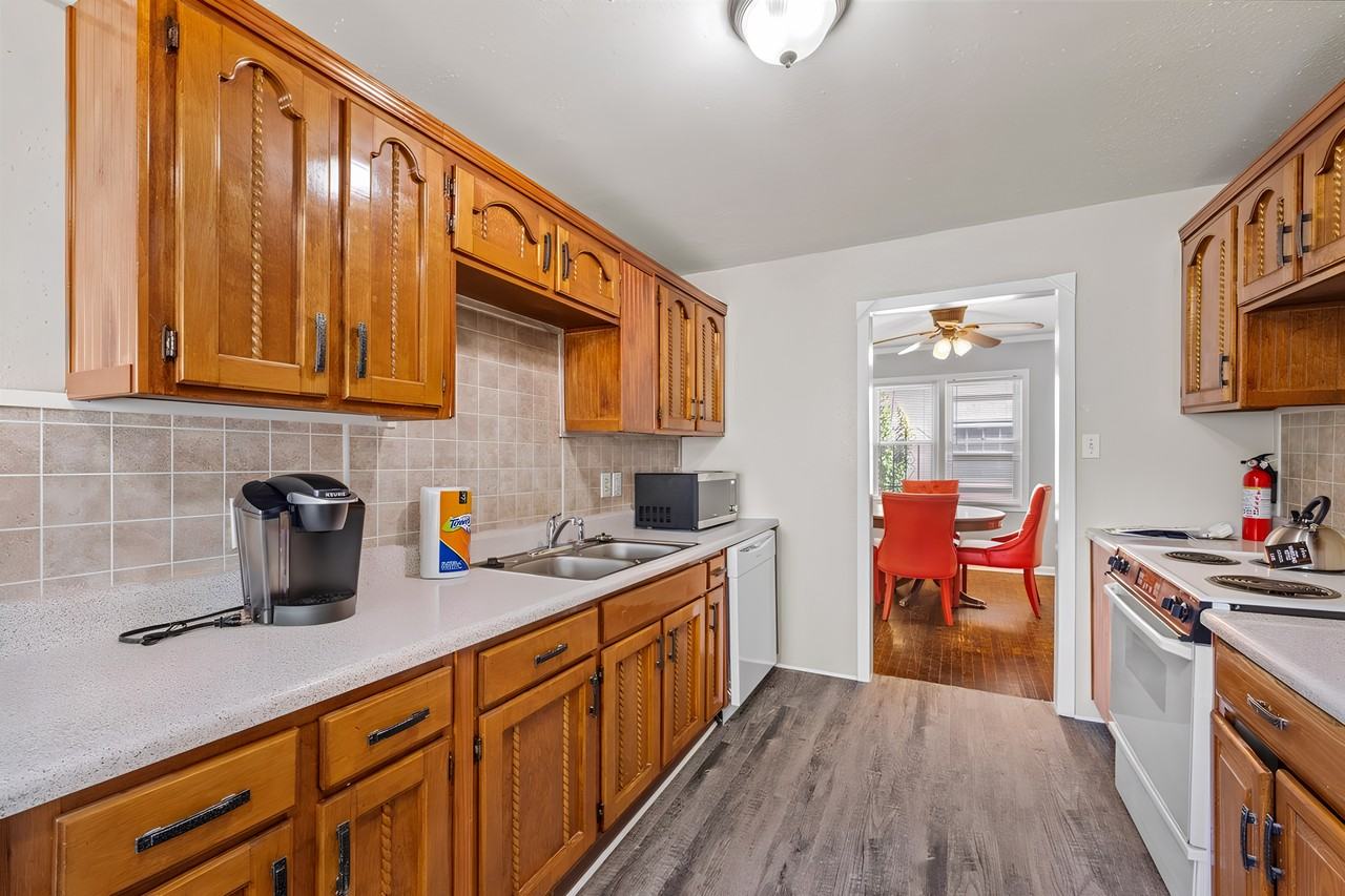 E Meyer Blvd - Photo 5 of 14