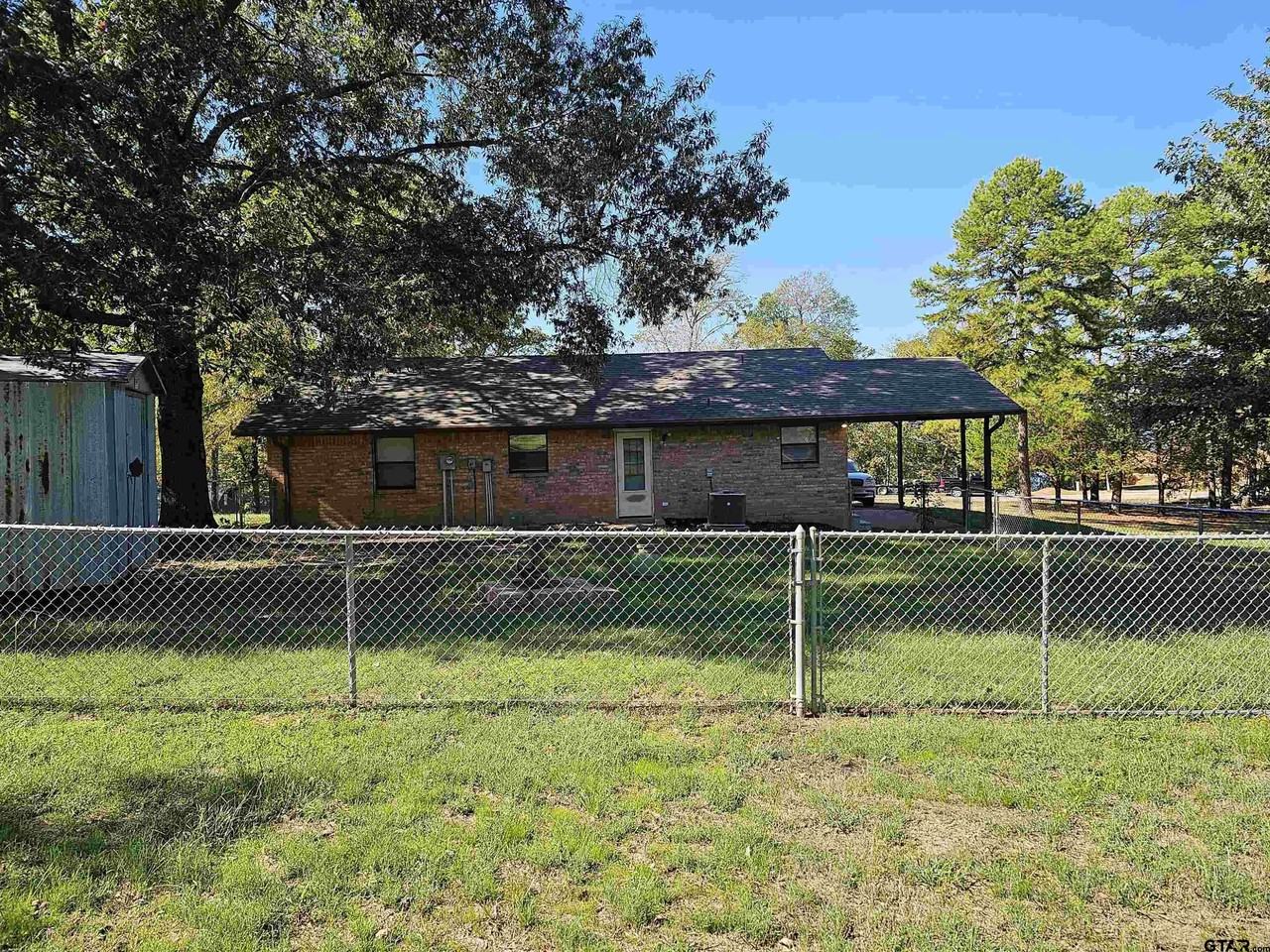 154 County Road 2405 - Photo 2 of 11