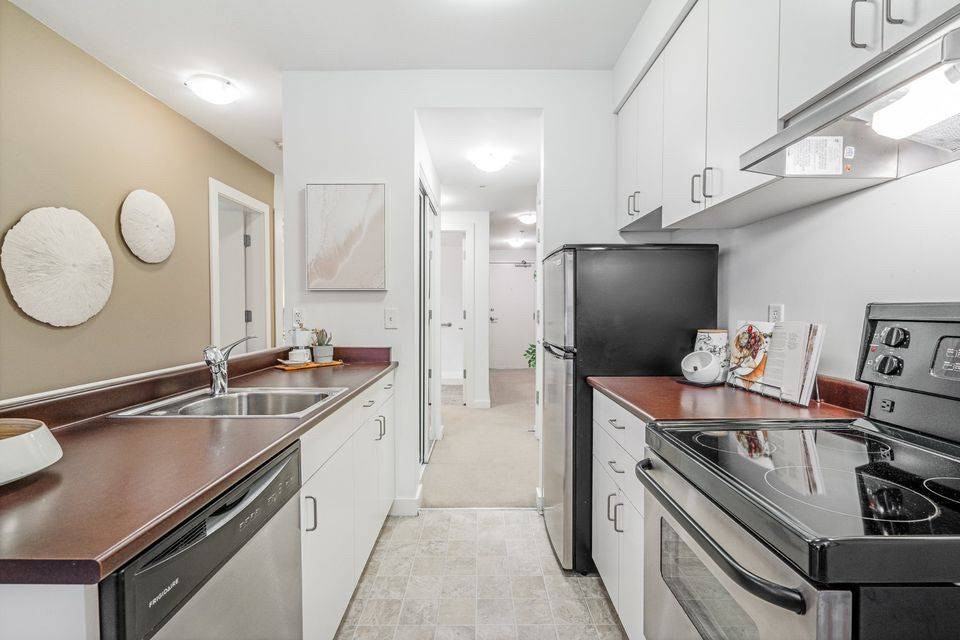 St Georges Ave & 11th St E - Photo 2 of 9