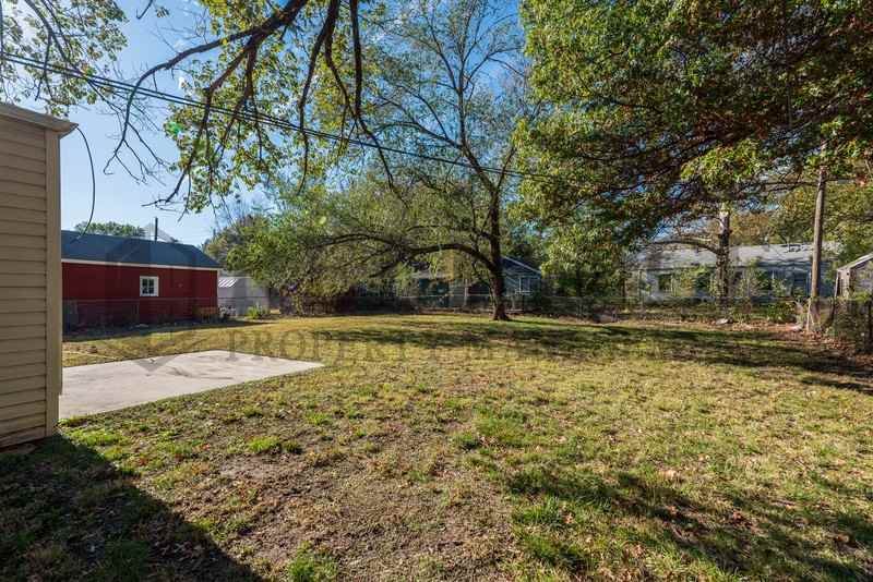 731 S Apache Dr - Photo 3 of 23