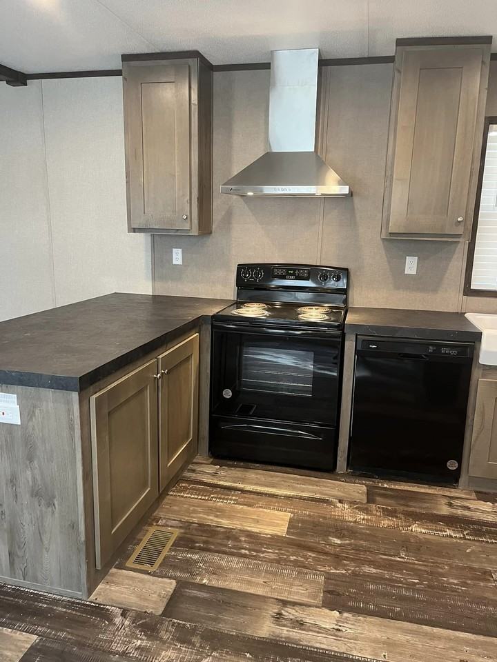 117 Peggy St - Photo 7 of 37